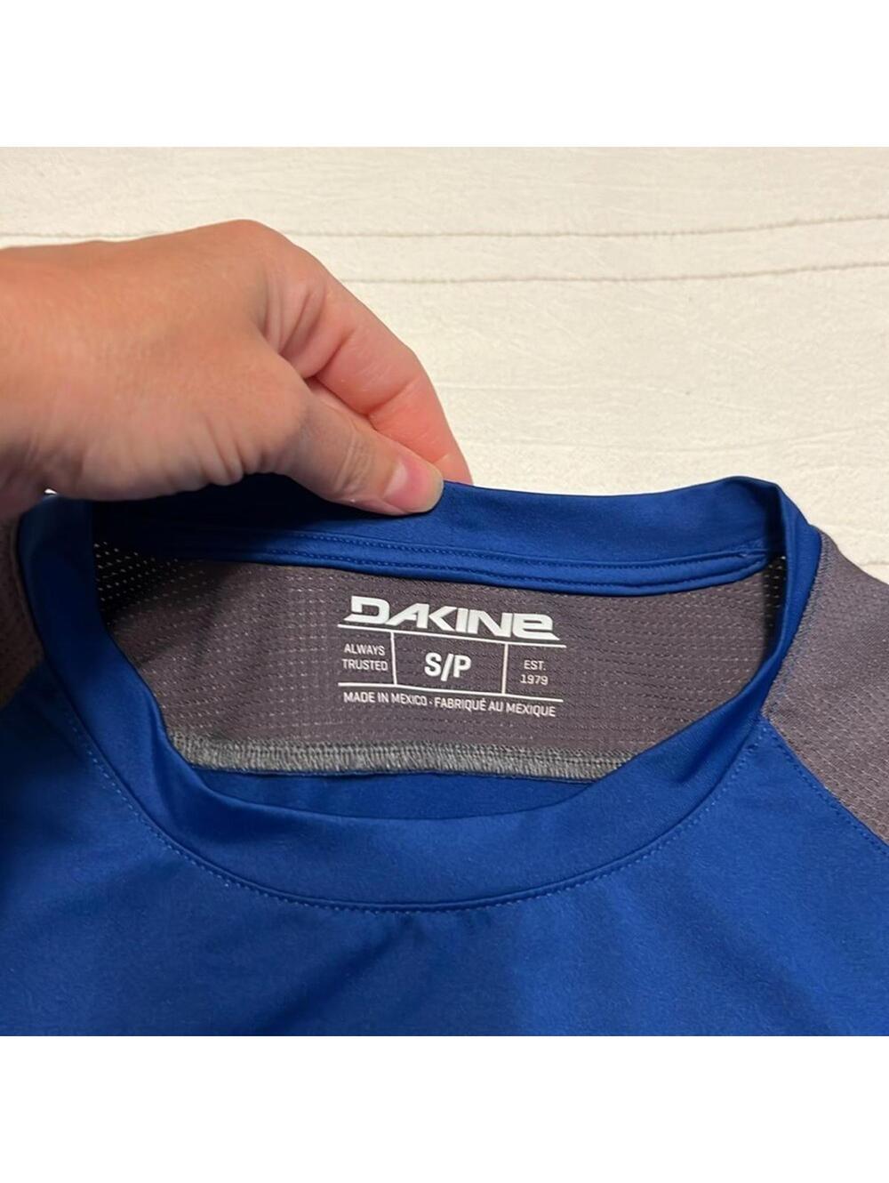Dakine Blue Gray Performance Vectra Athletic Tee Men's Small - Picture 7 of 9